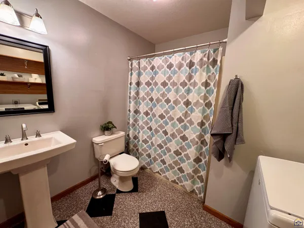 $289,000 | 306 7th Street, Hoyt, KS 66440