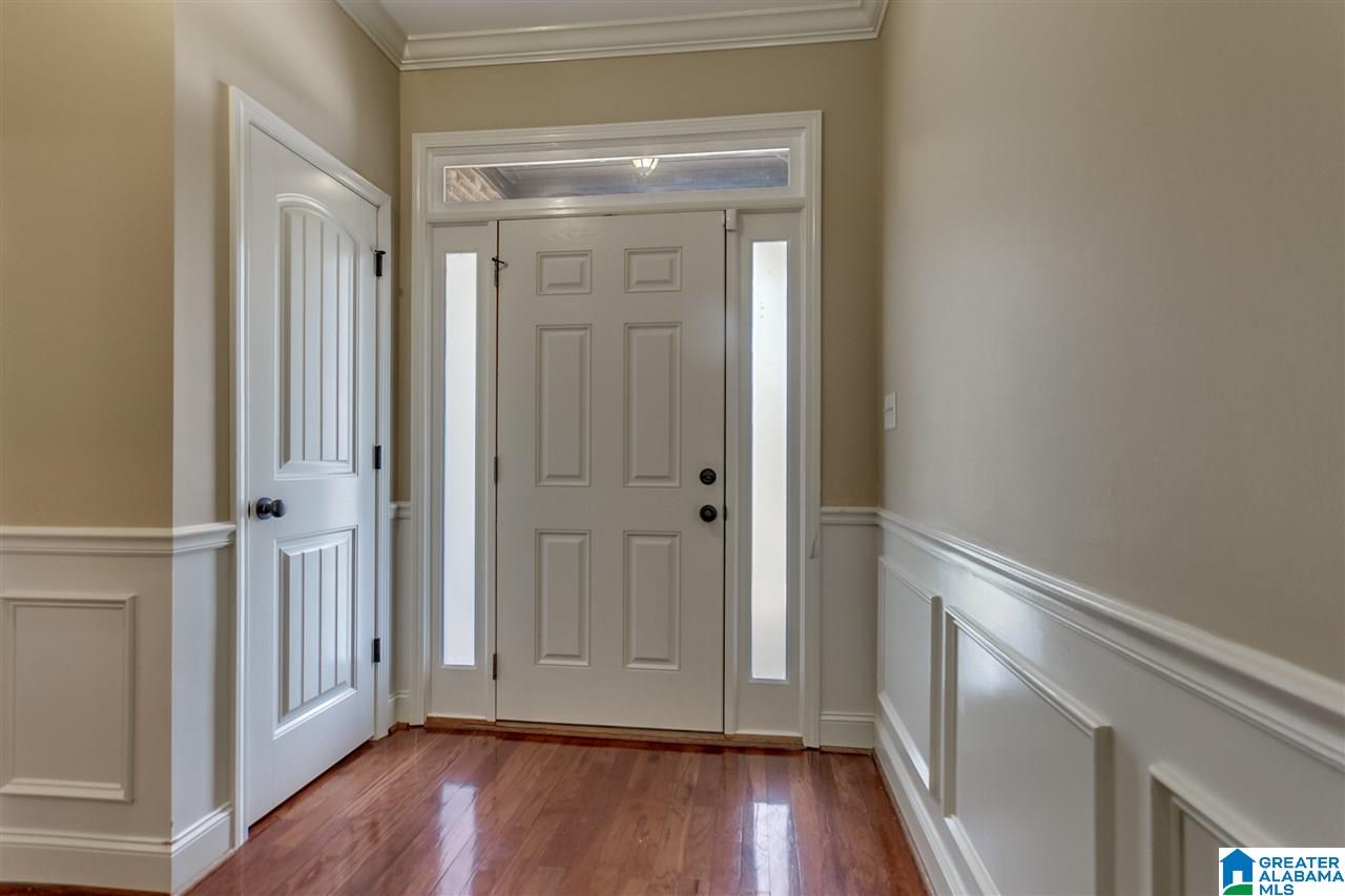 932 Valley Circle Leeds, AL 35094 - Photo 15 of 35