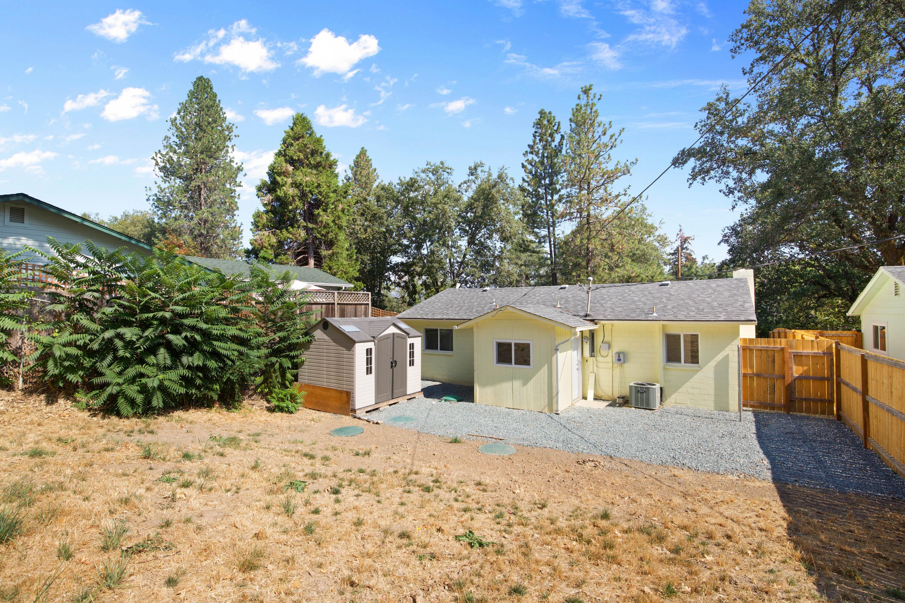 231 Acorn Street Merlin, OR 97532 - Photo 15 of 18 CU9A6126
