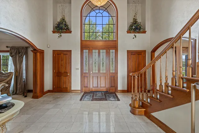 $1,675,000 | 19475 Summerhill Lane, Brookfield, WI 53045