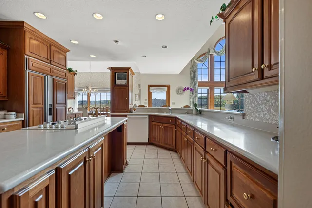 $1,675,000 | 19475 Summerhill Lane, Brookfield, WI 53045