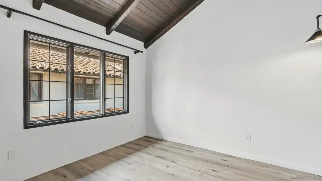 $1,299,000 | 8680 Villa La Jolla Drive, Unit 4, La Jolla, CA 92037