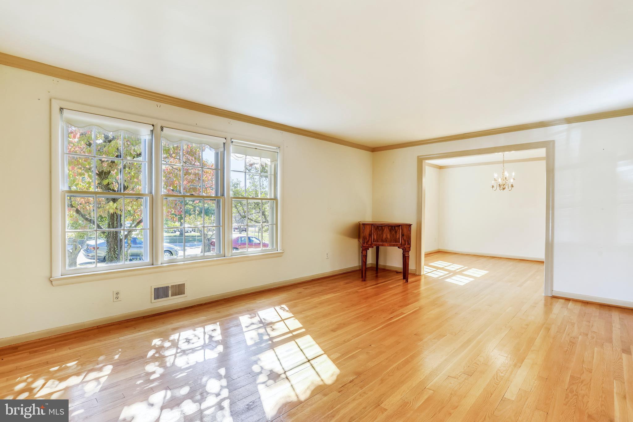 8811 Postoak Road Rockville, MD 20854 - Photo 8 of 40 Gallery Image 8