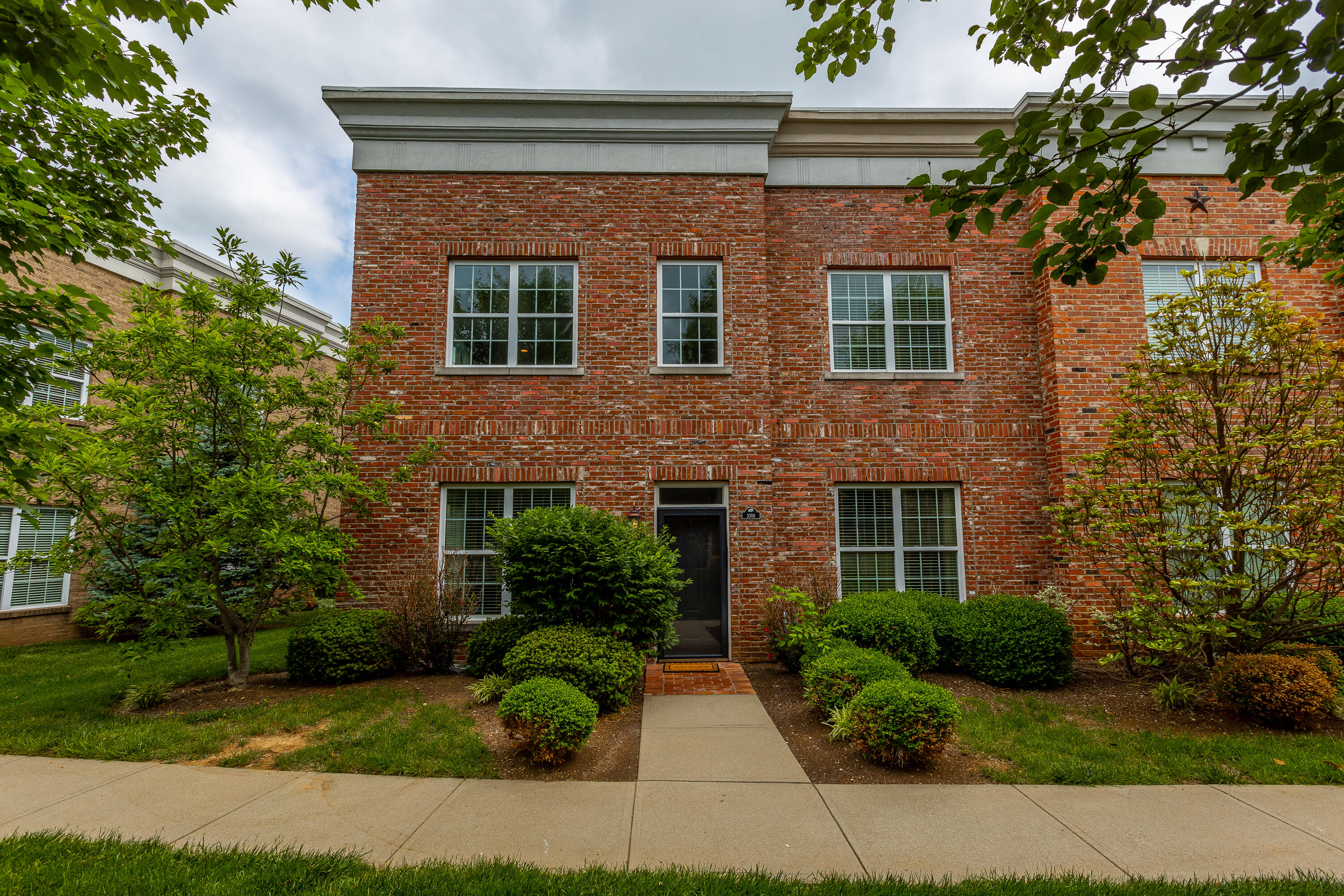 3308 Beacon Street Lexington, KY 40513 - Photo 1 of 40 1-3