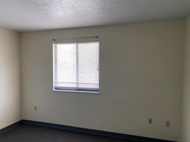 3266 Niagara Square Pittsburgh, PA 15213 - Photo 21 of 32 an empty room with a window