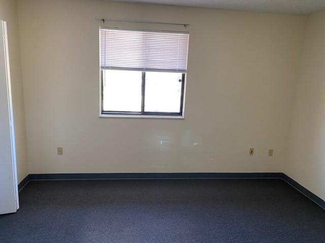 3266 Niagara Square Pittsburgh, PA 15213 - Photo 27 of 32 an empty room with a window