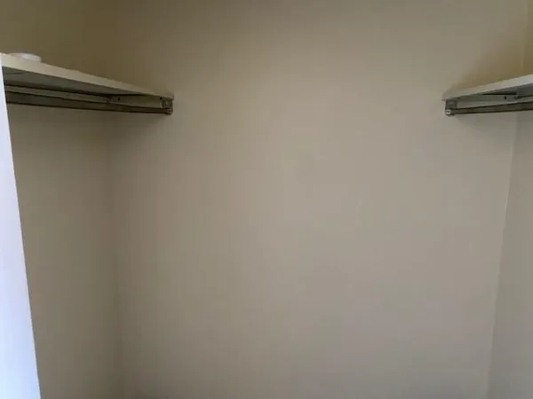 $1,595 | 3266 Niagara Square, Pittsburgh, PA 15213