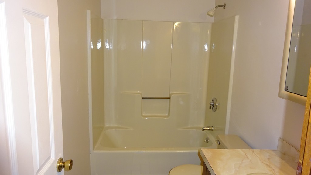 301 Mammoth Road, Unit 4 Lowell, MA 01854 - Photo 6 of 10