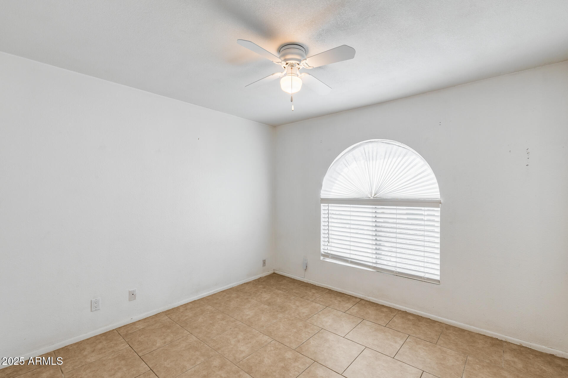 2102 West Marco Polo Road Phoenix, AZ 85027 - Photo 14 of 31 2nd Bedroom