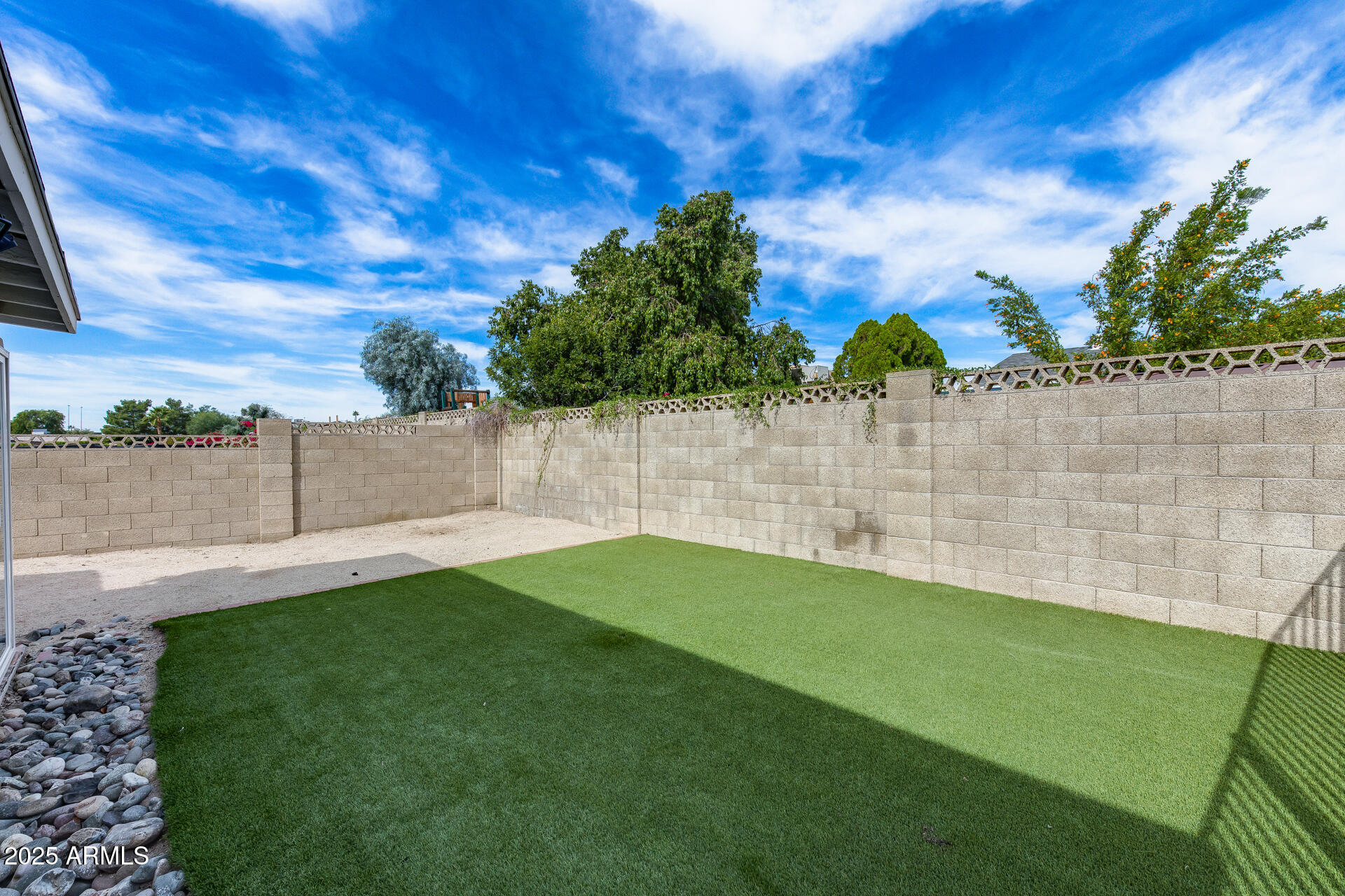 2102 West Marco Polo Road Phoenix, AZ 85027 - Photo 22 of 31 Synthetic play area