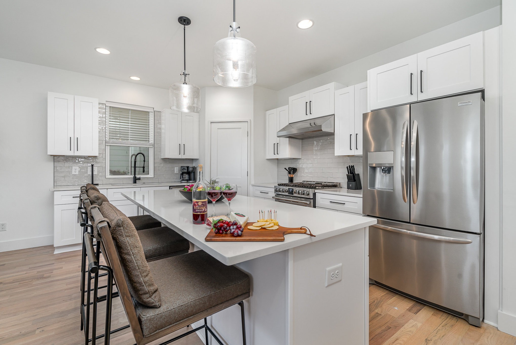 1699 Lischey Avenue Nashville, TN 37207 - Photo 2 of 45 a kitchen with a refrigerator a stove a sink and a refrigerator