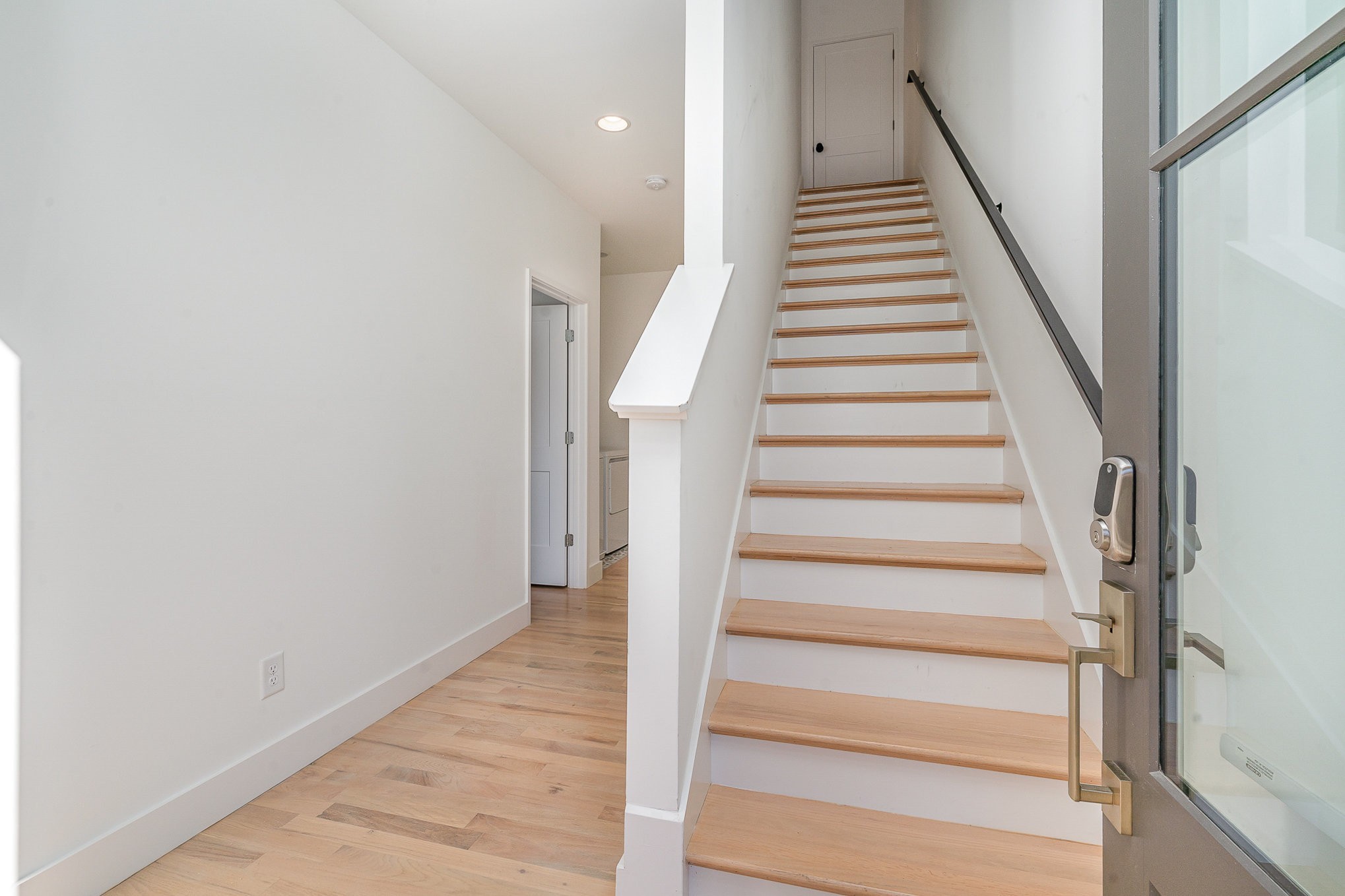 1699 Lischey Avenue Nashville, TN 37207 - Photo 9 of 45 a view of entryway