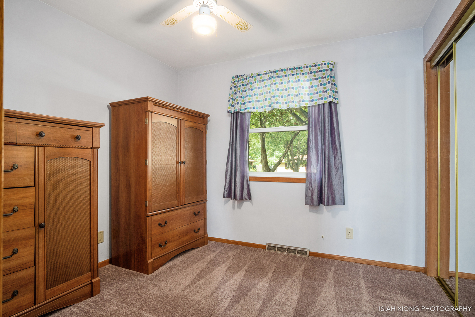 91 Neil Road Sugar Grove, IL 60554 - Photo 14 of 31 an empty room with windows and closet