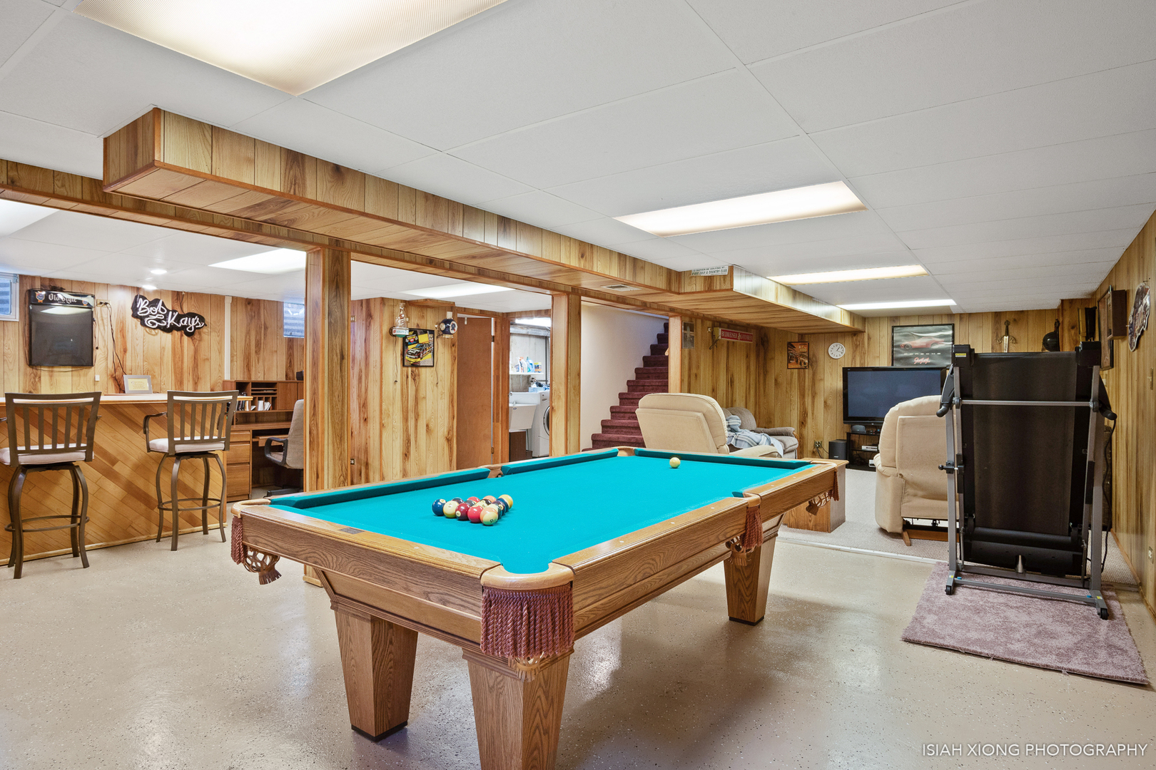 91 Neil Road Sugar Grove, IL 60554 - Photo 24 of 31 a room with pool table table tennis equipment