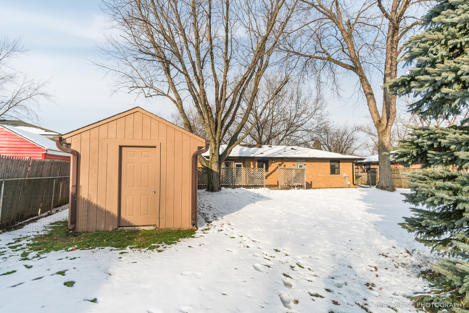 91 Neil Road Sugar Grove, IL 60554 - Photo 4 of 31 a front view of a house with a yard and garage