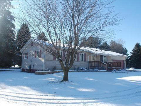 5287 Farrand Road Clio, MI 48420 - Photo 4 of 26 20325154-3.JPG