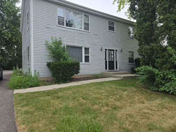 $2,000 | 489 Eisenhower Street, Marengo, IL 60152