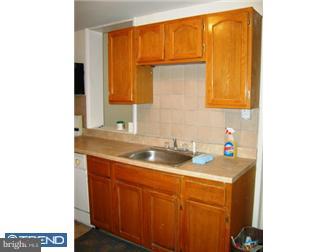3090 Ruth Street Philadelphia, PA 19134 - Photo 4 of 12 Kitchen