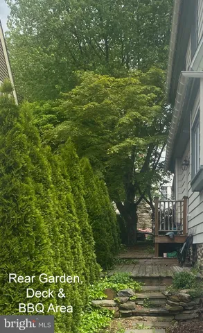 a view of a house with a outdoor space
