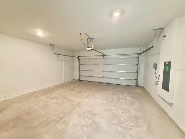 $2,220 | 2134 Chris Drive, Lake Wales, FL 33859