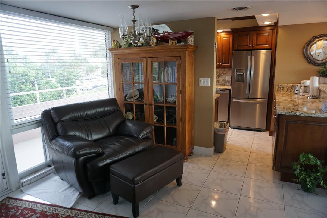 201 North Riverside Drive, Unit 301 Pompano Beach, FL 33062 - Photo 9 of 33 Photo 9