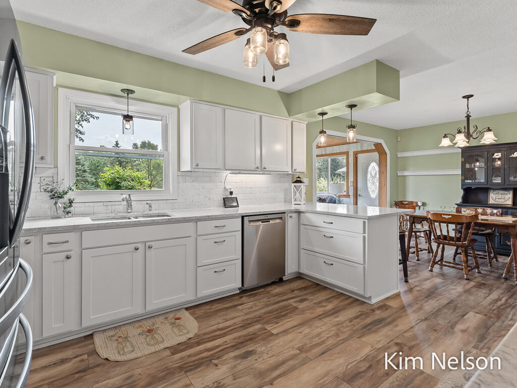 7700 South 80th Avenue Rothbury, MI 49452 - Photo 17 of 72 7700S.80thAve-48LoRes