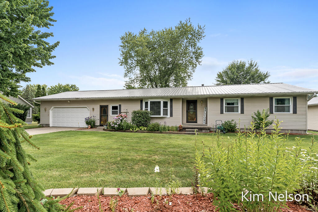 7700 South 80th Avenue Rothbury, MI 49452 - Photo 2 of 72 7700S.80thAve-1LoRes