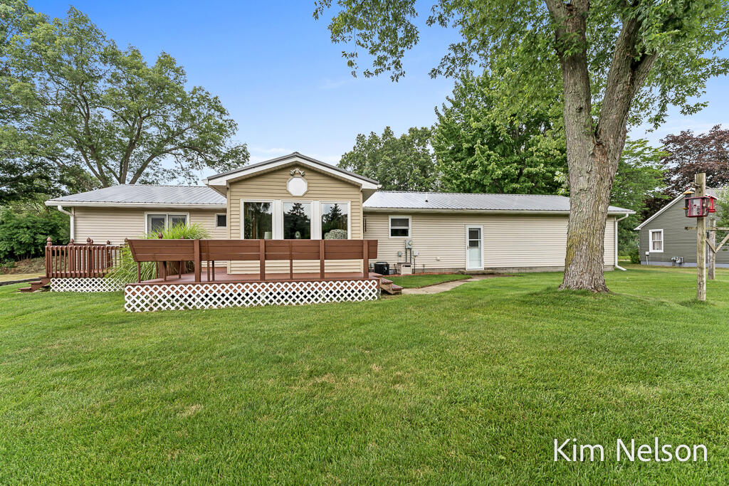 7700 South 80th Avenue Rothbury, MI 49452 - Photo 49 of 72 7700S.80thAve-21LoRes