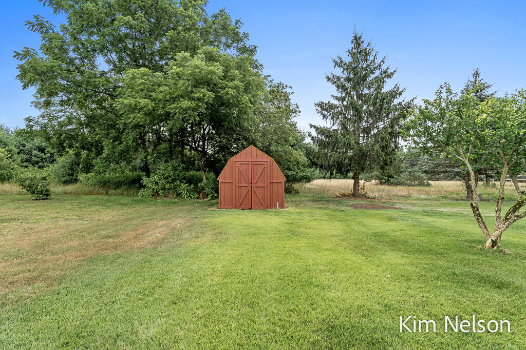 7700 South 80th Avenue Rothbury, MI 49452 - Photo 56 of 72 7700S.80thAve-8LoRes