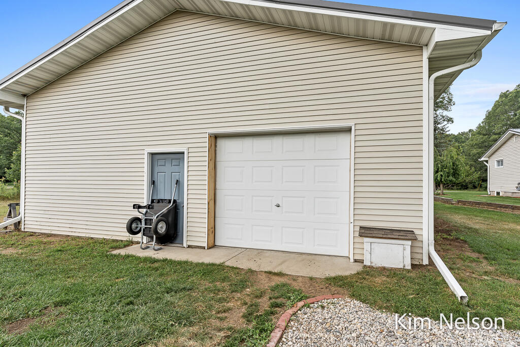 7700 South 80th Avenue Rothbury, MI 49452 - Photo 59 of 72 7700S.80thAve-19LoRes