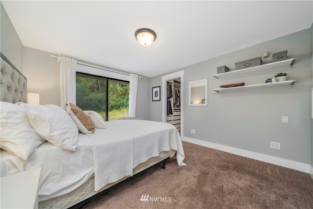 7825 Fairview Road Southwest Olympia, WA 98512 - Photo 12 of 25 Gallery Image 12
