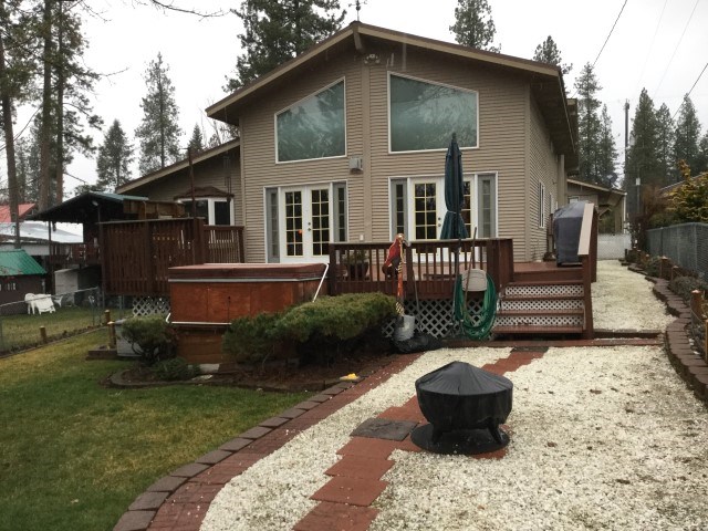40521 Lakeside Road Loon Lake, WA 99148 - Photo 1 of 19 Gallery Image 1