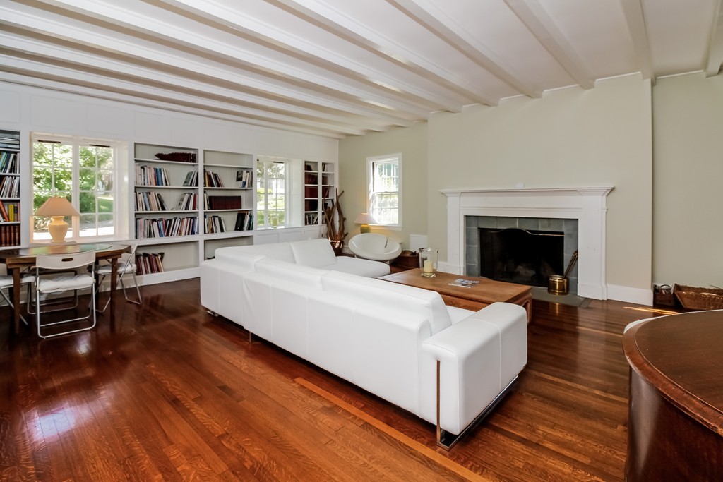 88 Gannett Road Scituate, MA 02066 - Photo 4 of 30 Gallery Image 4