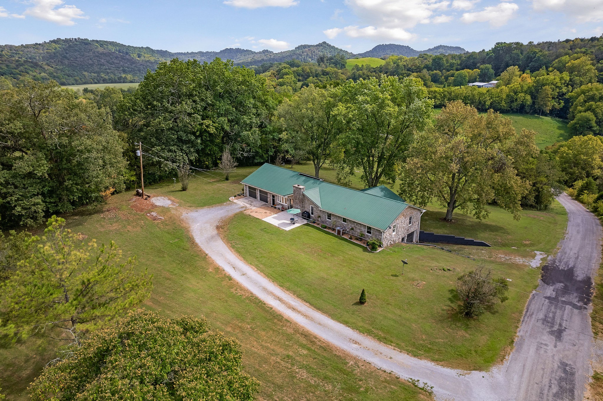 1738 Oakley Road Liberty, TN 37095 - Photo 2 of 70 Gallery Image 2