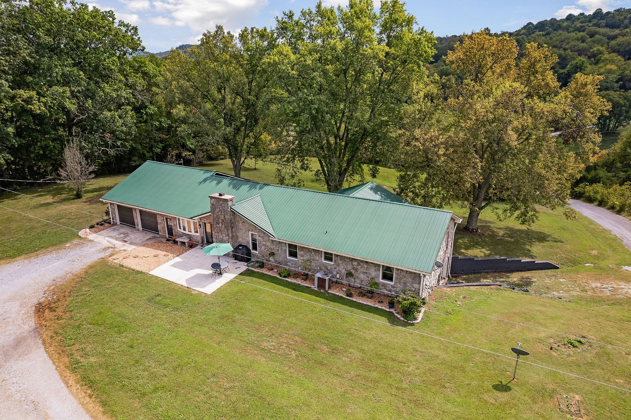 1738 Oakley Road Liberty, TN 37095 - Photo 6 of 70 Gallery Image 6