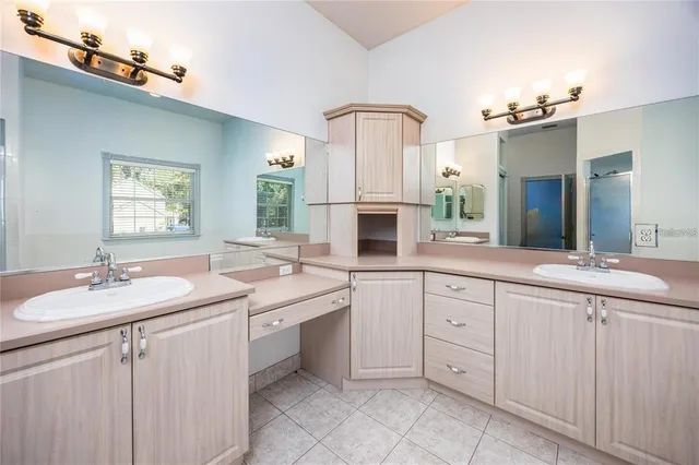 a view of a house with a big yard