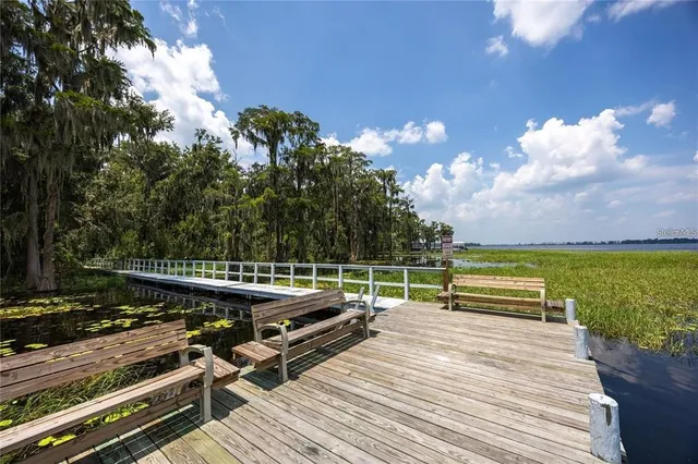 $525,000 | 21015 Northeast 115 Place, Waldo, FL 32694