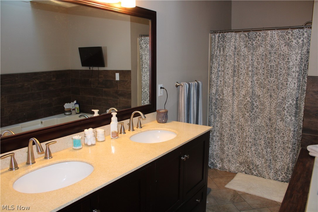 3511 Plymouth Ridge Road Kingsville, OH 44048 - Photo 18 of 21
