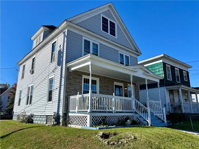 $1,800 | 204 East Bloomfield Street, Rome, NY 13440