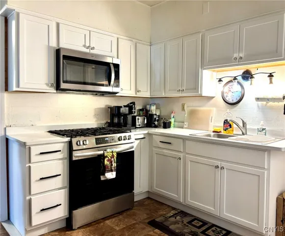 $1,800 | 204 East Bloomfield Street, Rome, NY 13440