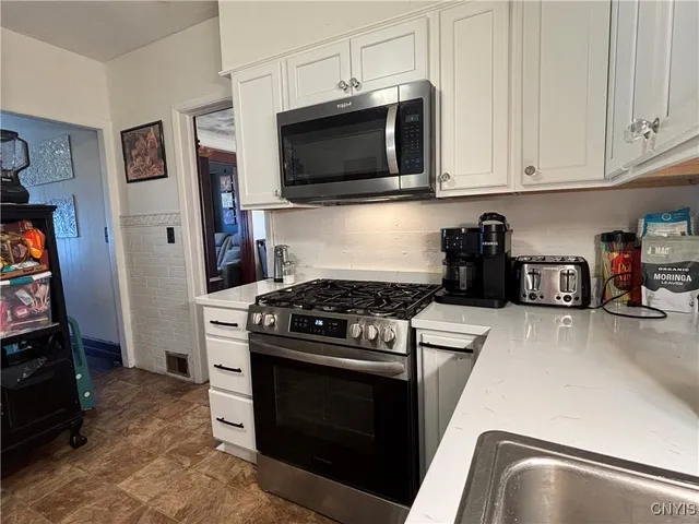 $1,800 | 204 East Bloomfield Street, Rome, NY 13440