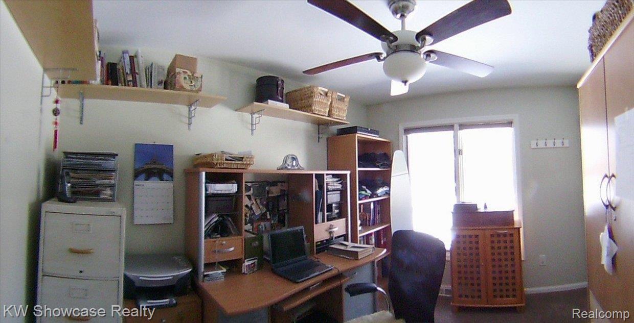 3995 Pitt Road Waterford, MI 48328 - Photo 12 of 16 BEDROOM 3