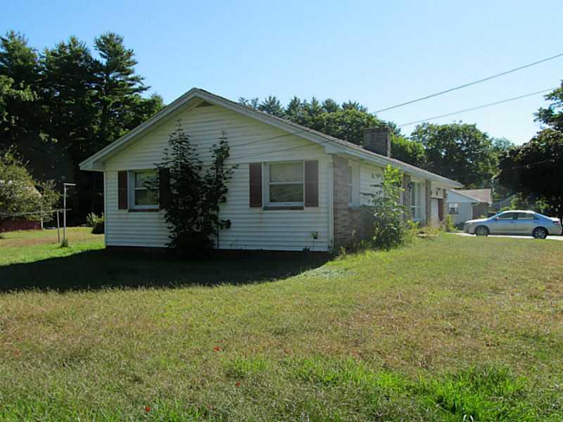 184 Main Street Springvale, ME 04083 - Photo 2 of 5 Exterior Side View.