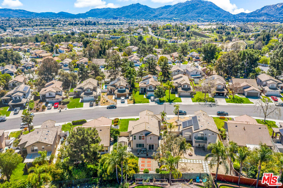31718 Corte Cardenas Temecula, CA 92592 - Photo 8 of 50