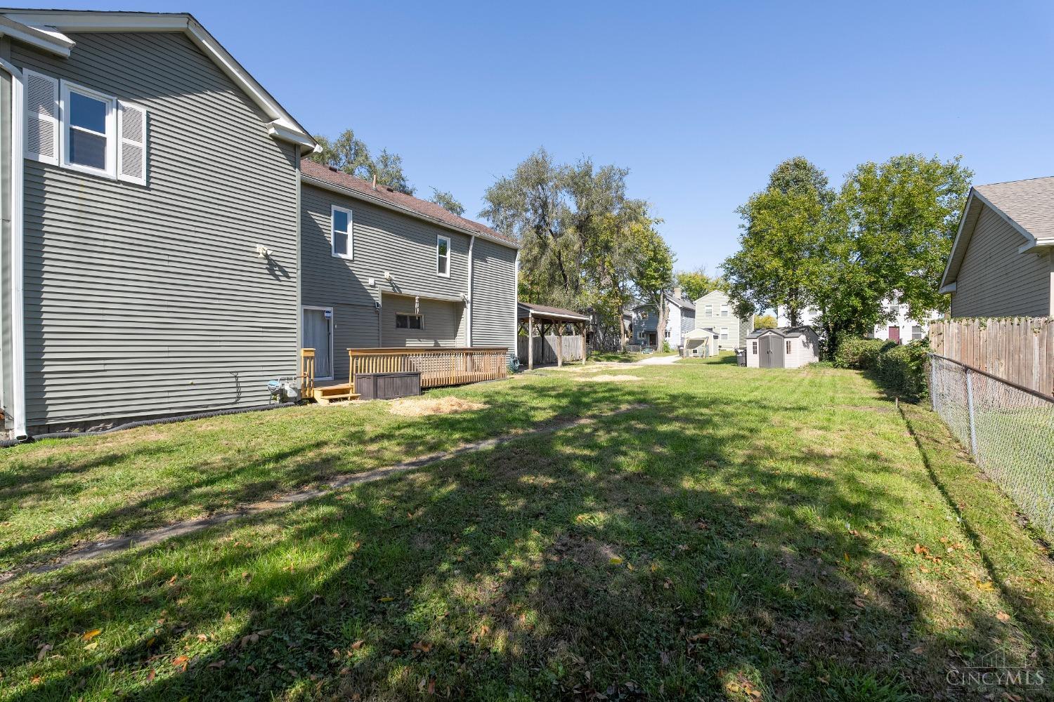 710 Maple Street Lockland, OH 45215 - Photo 4 of 25
