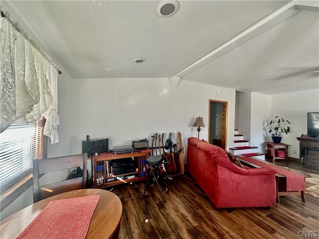 6368 Lakeshore Road Cicero, NY 13039 - Photo 5 of 14