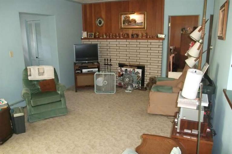 2065 North Whitehall Road Muskegon, MI 49445 - Photo 5 of 14 Additional Photo