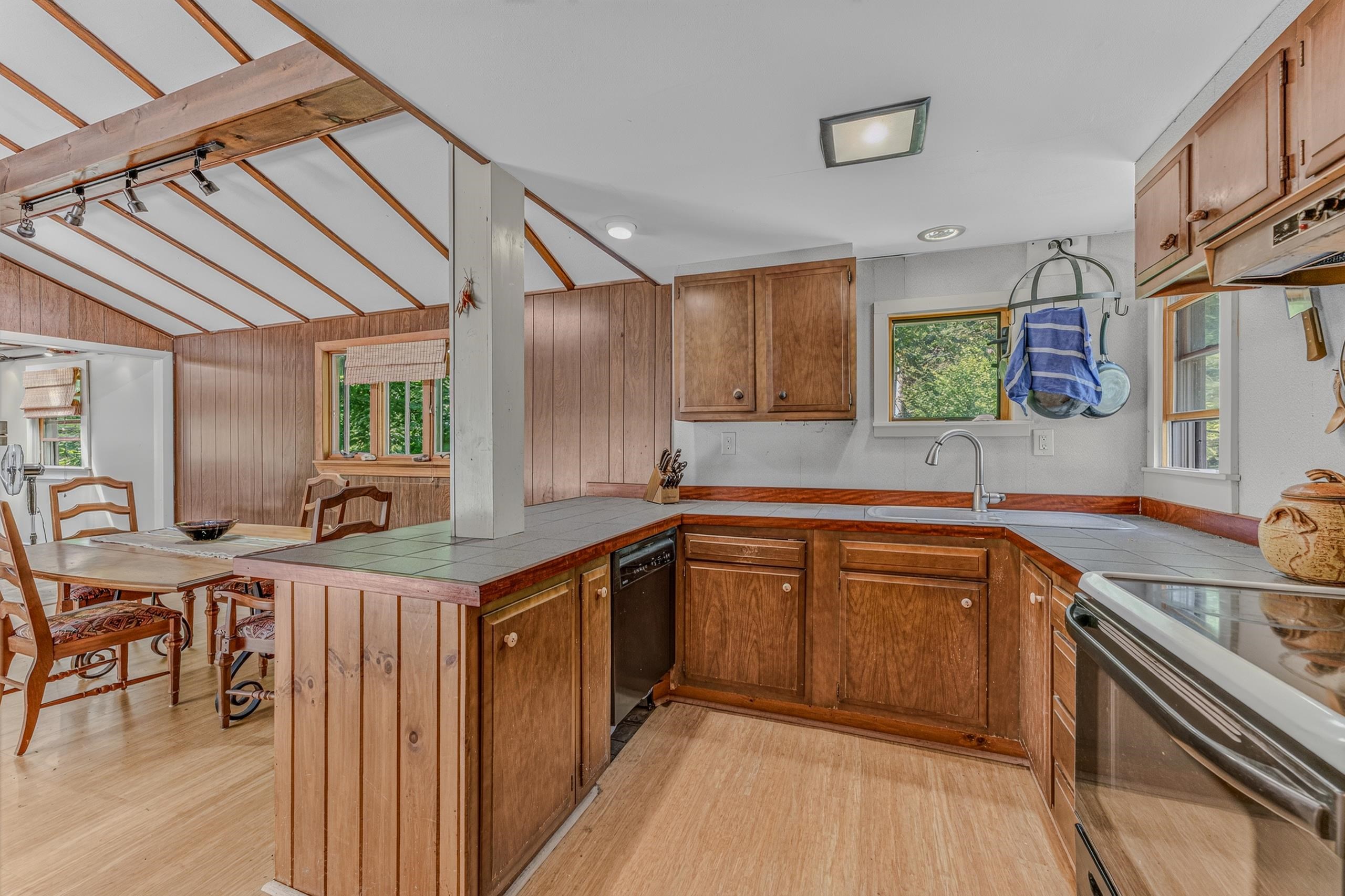 23 Garneau Road Bethlehem, NH 03574 - Photo 15 of 57 Gallery Image 15