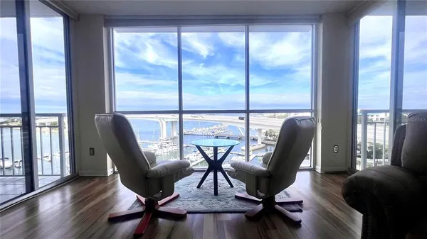 $449,500 | 100 Pierce Street, Unit 1001, Clearwater, FL 33756