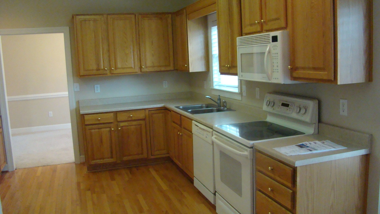 1401 Fieldgate Road Salem, VA 24153 - Photo 7 of 26 Kitchen